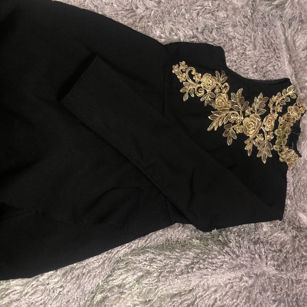 One shoulder black dress